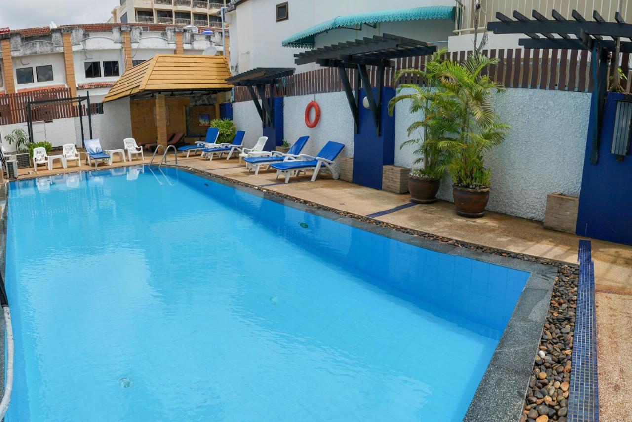Rattana Beach Hotel By Shanaya Karon Exterior photo